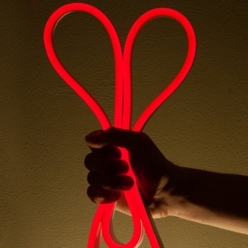 100LED/M ΦΩΤΟΣΩΛΗΝΑΣ ΝΕΟΝ ΚΟΚΚΙΝΟ ΣΤΑΘ. ΜΟΝΗ ΠΛΕΥΡΑ 50m IP44 1.5m ΚΑΛ+3 ΣΕΤ ΦΙΣ-ΣΥΝ/ΟΙ & ΤΑΠΕΣ