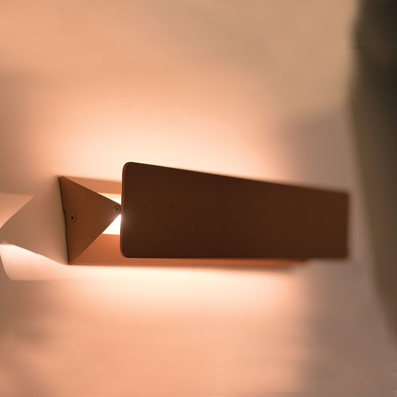 ΕΠΙΤΟΙΧΟ Φ/Σ LED 10W 3000K ΑΛΟΥΜΙΝΙΟ ΧΡΥΣΟ 31X8X5,5CM PYRAMID ΕΠΙΤΟΙΧΟ Φ/Σ LED 10W 3000K ΑΛΟΥΜΙΝΙΟ ΧΡΥΣΟ 31X8X5,5CM PYRAMID