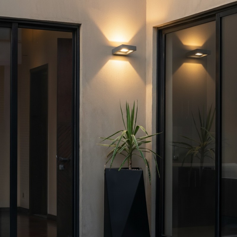 kelvo® AURA KLV-101-0117 Μοντέρνο Φωτιστικό Τοίχου - Απλίκα LED 7W 875lm 45° AC 220-240V Αδιάβροχο IP65 Θερμό Λευκό 2700K - Bridgelux COB Chip & TÜV SÜD Driver - Γκρι Ανθρακί Ματ - Μ13 x Π15 x Υ4.5cm - 5 Χρόνια Εγγύηση kelvo® AURA KLV-101-0117 Μοντέρνο Φωτιστικό Τοίχου - Απλίκα LED 7W 875lm 45° AC 220-240V Αδιάβροχο IP65 Θερμό Λευκό 2700K - Bridgelux COB Chip & TÜV SÜD Driver - Γκρι Ανθρακί Ματ - Μ13 x Π15 x Υ4.5cm - 5 Χρόνια Εγγύηση