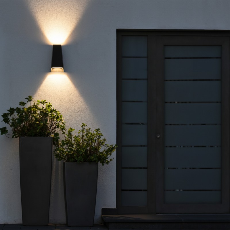 kelvo® FLUX KLV-101-0119 Μοντέρνο Φωτιστικό Τοίχου - Απλίκα LED 6W 750lm 30° AC 220-240V Αδιάβροχο IP65 Θερμό Λευκό 2700K - Bridgelux COB Chip & TÜV SÜD Driver - Μαύρο Ματ - Μ5 x Π8.5 x Υ17cm - 5 Χρόνια Εγγύηση kelvo® FLUX KLV-101-0119 Μοντέρνο Φωτιστικό Τοίχου - Απλίκα LED 6W 750lm 30° AC 220-240V Αδιάβροχο IP65 Θερμό Λευκό 2700K - Bridgelux COB Chip & TÜV SÜD Driver - Μαύρο Ματ - Μ5 x Π8.5 x Υ17cm - 5 Χρόνια Εγγύηση